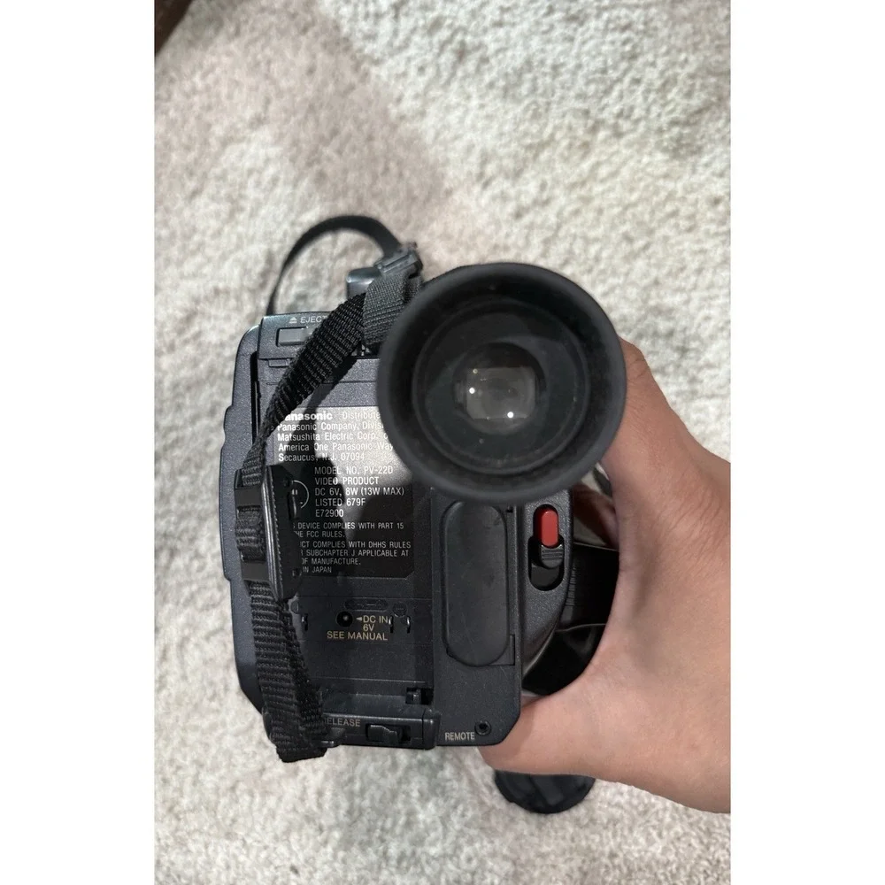 Panasonic Palmcorder PV-22 Camcorder‎ Video Camera x8 Digital Fade - Not Tested